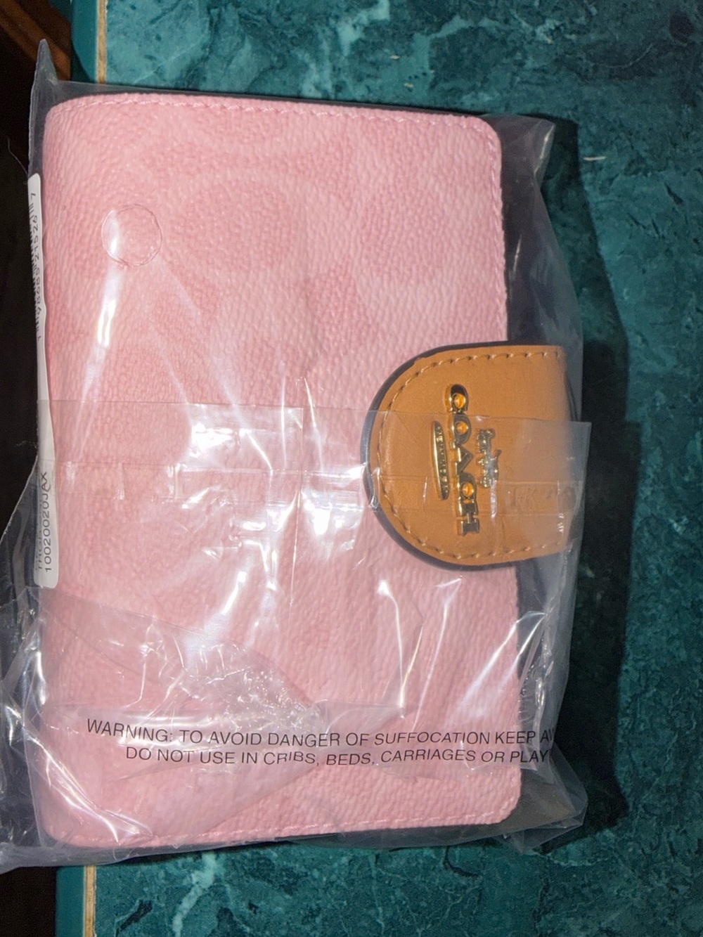 Coach Outlet Corner Zip Wallet Powder Pink